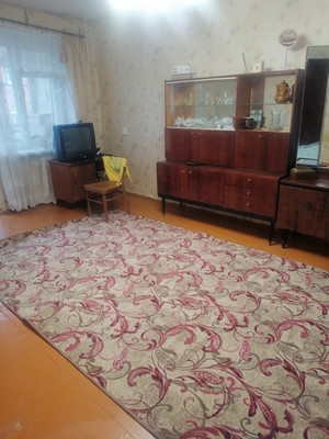 Продам однокомнатную (1-комн.) квартиру, 50 лет Октября ул, 6, Алексин г