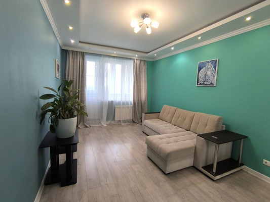 Продам двухкомнатную (2-комн.) квартиру, Пионерская ул, 15к2, Бородино д