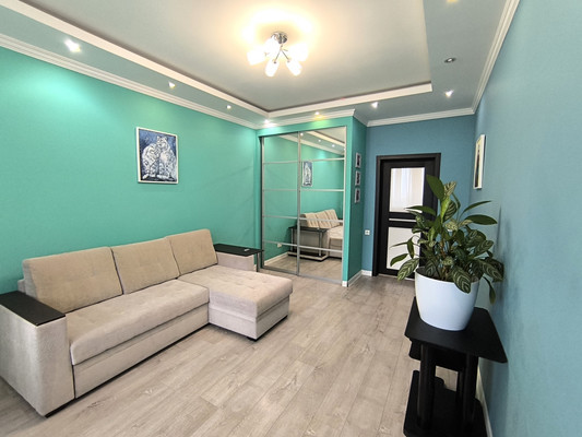 Продам двухкомнатную (2-комн.) квартиру, Пионерская ул, 15к2, Бородино д