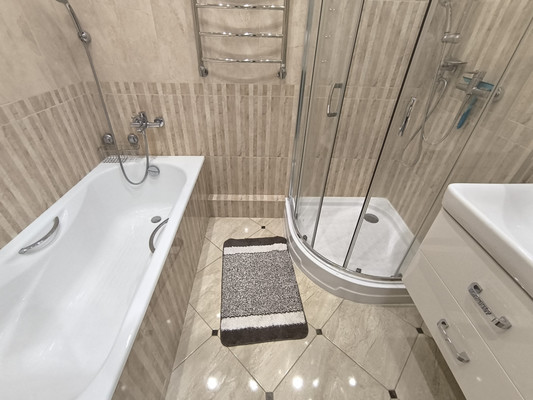 Продам двухкомнатную (2-комн.) квартиру, Пионерская ул, 15к2, Бородино д