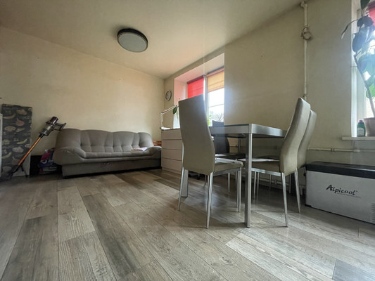 Продам однокомнатную (1-комн.) квартиру, Стахановцев ул, 5а, Санкт-Петербург г