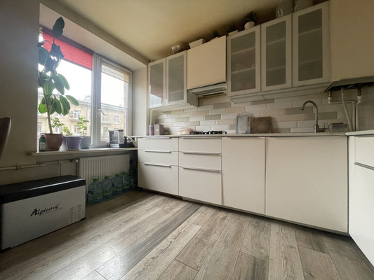 Продам однокомнатную (1-комн.) квартиру, Стахановцев ул, 5а, Санкт-Петербург г