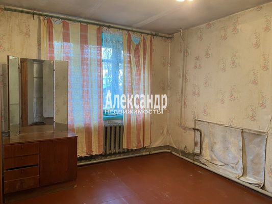 Продам однокомнатную (1-комн.) квартиру, Центральная ул, 8, Плодовое п