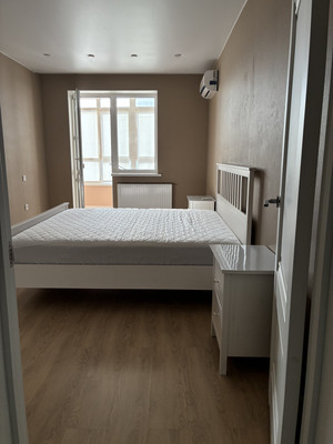 Сдам двухкомнатную (2-комн.) квартиру, Старокубанская ул, 139/1, Краснодар г