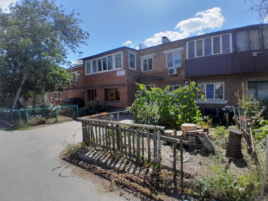 Продам двухкомнатную (2-комн.) квартиру, Городской пер, 11, Батайск г