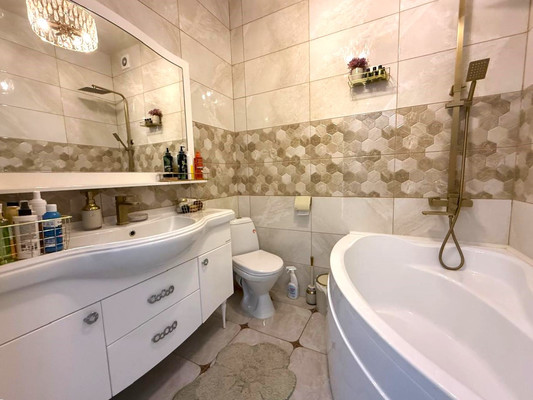 Продам дом, Радужная ул, 48, Апшеронск г, 0 км от города