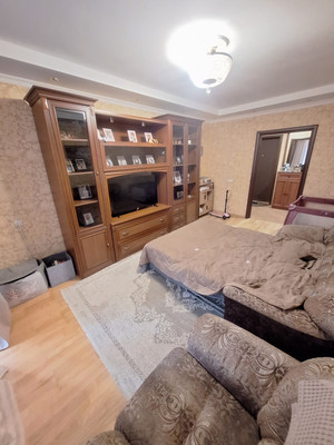 Продам трехкомнатную (3-комн.) квартиру, Волжская наб, 10, Нижний Новгород г