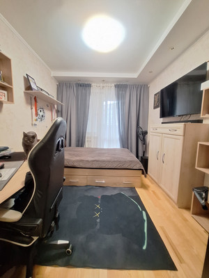 Продам трехкомнатную (3-комн.) квартиру, Волжская наб, 10, Нижний Новгород г