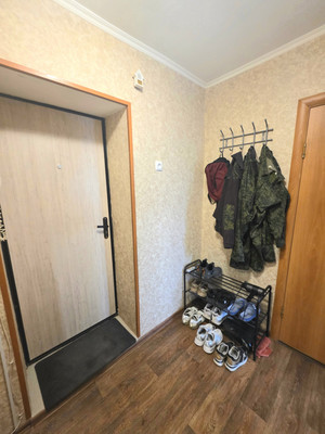 Продам однокомнатную (1-комн.) квартиру, Грэсовская ул, 2, Грэсовский пгт