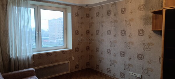 Продам трехкомнатную (3-комн.) квартиру, Нахимовский пр-кт, 33/2, Москва г