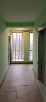 Продам трехкомнатную (3-комн.) квартиру, Нахимовский пр-кт, 33/2, Москва г