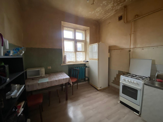 Продам трехкомнатную (3-комн.) квартиру, Чехова ул, 55, Столбовая рп