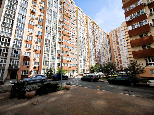 Продам однокомнатную (1-комн.) квартиру, Видова ул, 121ак3, Новороссийск г