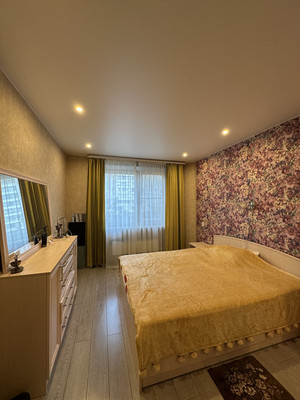 Продам двухкомнатную (2-комн.) квартиру, Томилинская ул, 33, Дзержинский г