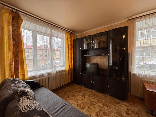 Продам однокомнатную (1-комн.) квартиру, Тельмана ул, 109, Брянск г