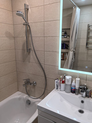 Продам двухкомнатную (2-комн.) квартиру, Мичуринский пр-кт, 25к3, Москва г