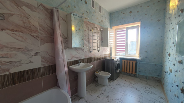 Сдам трехкомнатную (3-комн.) квартиру, Газетный пер, 100, Ростов-на-Дону г