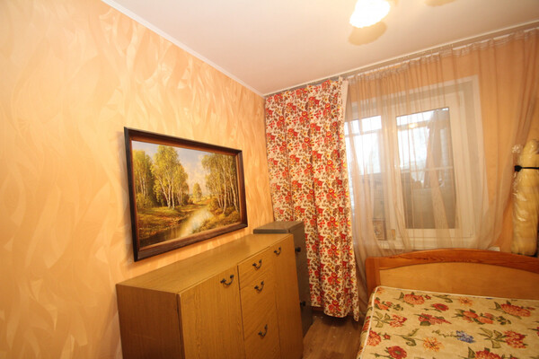 Продам трехкомнатную (3-комн.) квартиру, Героя Быкова ул, 12, Нижний Новгород г