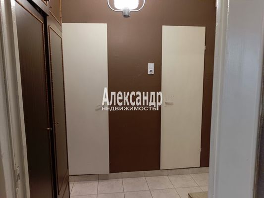 Продам однокомнатную (1-комн.) квартиру, Планерная ул, 21к1, Санкт-Петербург г