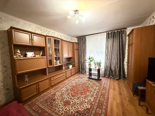 Продам однокомнатную (1-комн.) квартиру, Хлобыстова ул, 20к3, Москва г