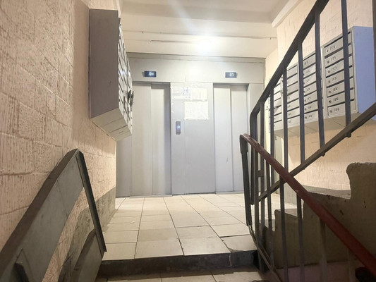 Продам однокомнатную (1-комн.) квартиру, Хлобыстова ул, 20к3, Москва г