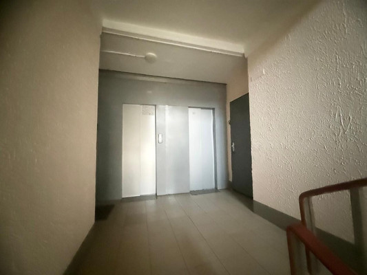 Продам однокомнатную (1-комн.) квартиру, Хлобыстова ул, 20к3, Москва г