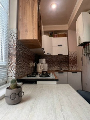 Продам двухкомнатную (2-комн.) квартиру, Крымская (Центральный р-н) ул, 65Б, Сочи г