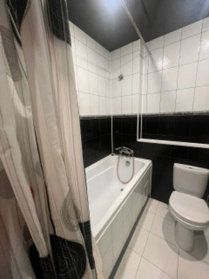 Продам двухкомнатную (2-комн.) квартиру, Крымская (Центральный р-н) ул, 65Б, Сочи г