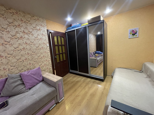 Продам многокомнатную квартиру, Марка Донского ул, 24, Симферополь г