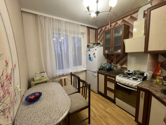 Продам многокомнатную квартиру, Марка Донского ул, 24, Симферополь г