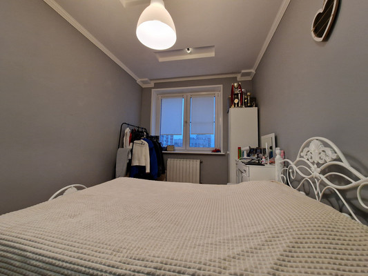 Продам трехкомнатную (3-комн.) квартиру, Спортивная ул, 17, Кокошкино дп