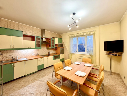 Продам трехкомнатную (3-комн.) квартиру, Дергаевская ул, 30, Раменское г