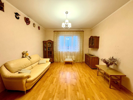 Продам трехкомнатную (3-комн.) квартиру, Дергаевская ул, 30, Раменское г