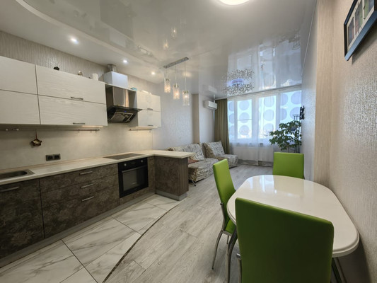 Продам трехкомнатную (3-комн.) квартиру, им. Достоевского ул, 84, Краснодар г