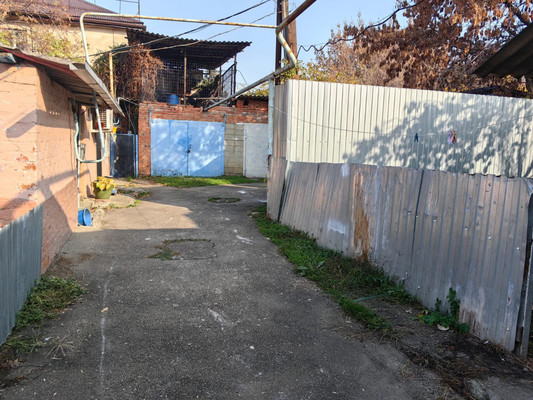 Продам однокомнатную (1-комн.) квартиру, им. Буденного ул, 169, Краснодар г