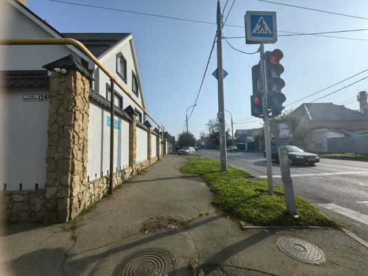 Продам однокомнатную (1-комн.) квартиру, им. Буденного ул, 169, Краснодар г