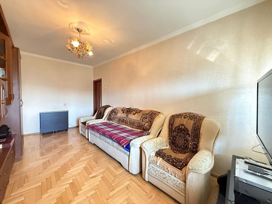 Продам двухкомнатную (2-комн.) квартиру, Шортанова ул, 19, Нальчик г