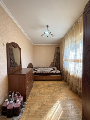 Продам двухкомнатную (2-комн.) квартиру, Шортанова ул, 19, Нальчик г