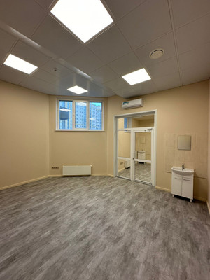 Сдам коммерческое помещение 220,2 м2, Лукина ул, 50, Казань г