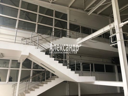 Сдам торговое помещение 35 000 м2, Пушкинское ш, 15А, Гатчина г