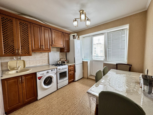 Сдам двухкомнатную (2-комн.) квартиру, 9 Мая ул, 14, Нальчик г