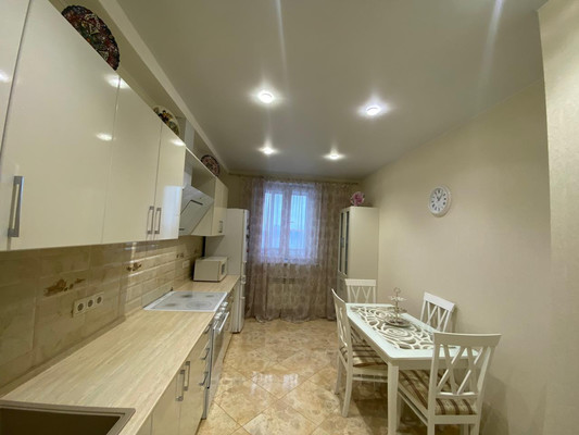 Продам однокомнатную (1-комн.) квартиру, Жуковского ул, 19кБ, Красногорск г