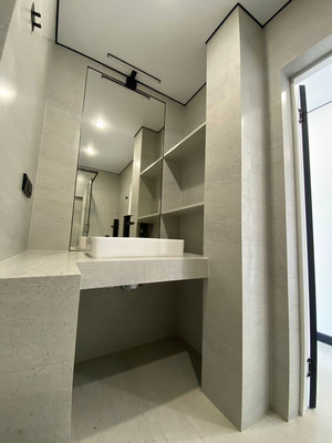 Продам двухкомнатную (2-комн.) квартиру, Еловая аллея ул, 61, Калининград г