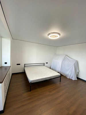 Продам двухкомнатную (2-комн.) квартиру, Еловая аллея ул, 61, Калининград г