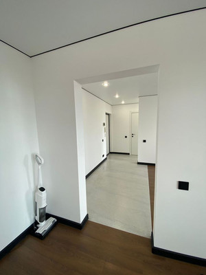 Продам двухкомнатную (2-комн.) квартиру, Еловая аллея ул, 61, Калининград г