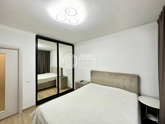 Продам двухкомнатную (2-комн.) квартиру, Реутовская ул, 15, Балашиха г