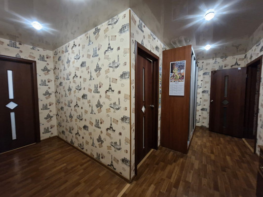 Продам двухкомнатную (2-комн.) квартиру, Ленсоветовский тер, 25, Шушары п