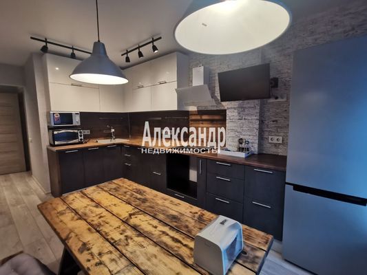 Продам однокомнатную (1-комн.) квартиру, Шоссе в Лаврики ул, 63, Мурино п