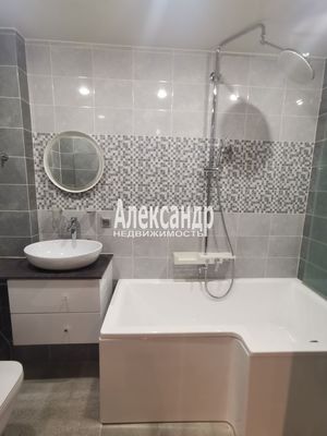 Продам однокомнатную (1-комн.) квартиру, Шоссе в Лаврики ул, 63, Мурино п