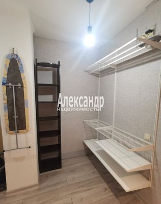 Продам однокомнатную (1-комн.) квартиру, Шоссе в Лаврики ул, 63, Мурино п